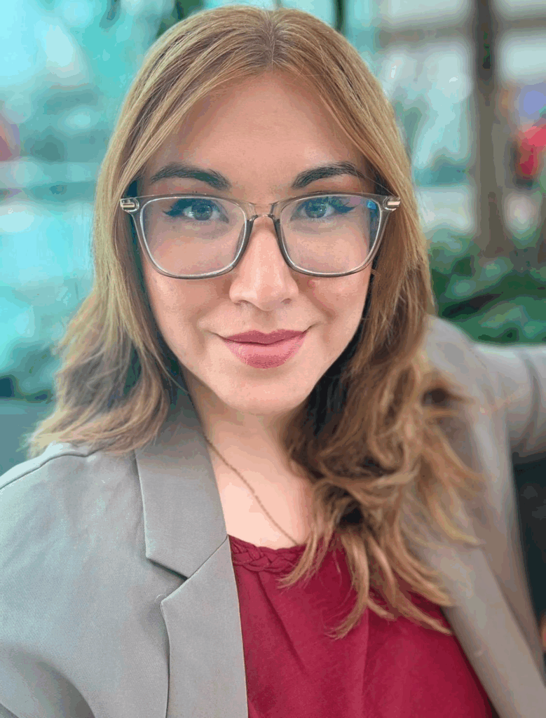 Esta imagen tiene un atributo ALT vacío; su nombre de archivo es image-3-779x1024.png